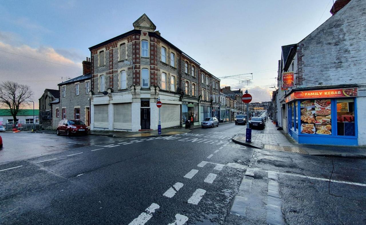 F3 2 Bedroomed Town House - Free Parking - Super 150 Mbps Wifi Near Gavin N Stacey Film House - 1 Free Dog Allowed 배리 외부 사진
