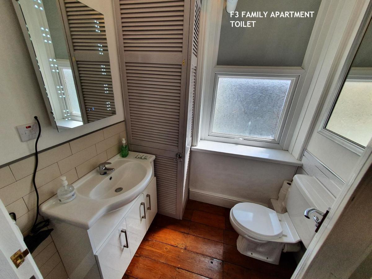 F3 2 Bedroomed Town House - Free Parking - Super 150 Mbps Wifi Near Gavin N Stacey Film House - 1 Free Dog Allowed 배리 외부 사진