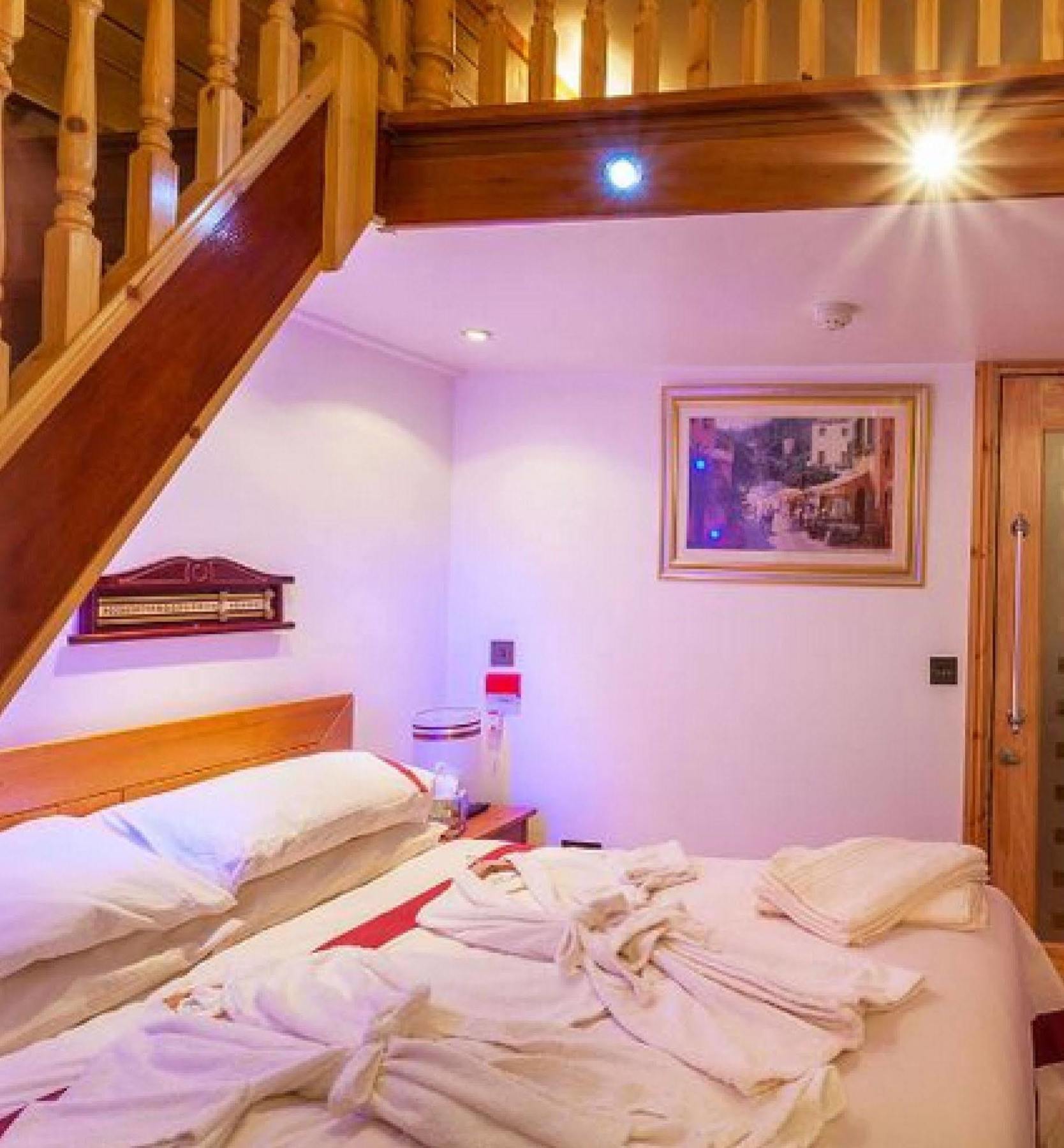 F3 2 Bedroomed Town House - Free Parking - Super 150 Mbps Wifi Near Gavin N Stacey Film House - 1 Free Dog Allowed 배리 외부 사진