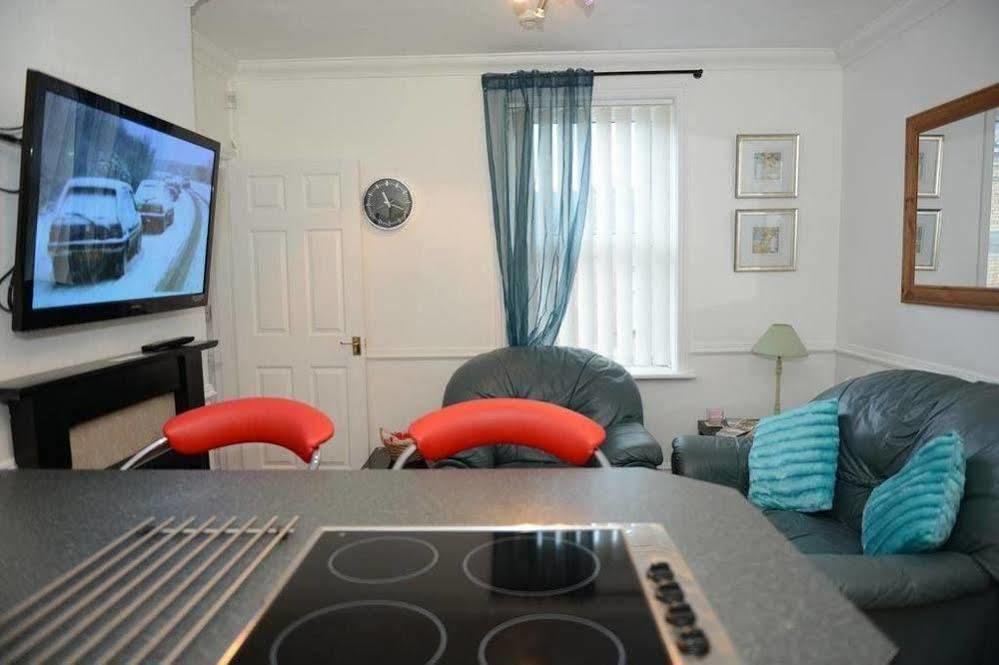 F3 2 Bedroomed Town House - Free Parking - Super 150 Mbps Wifi Near Gavin N Stacey Film House - 1 Free Dog Allowed 배리 외부 사진